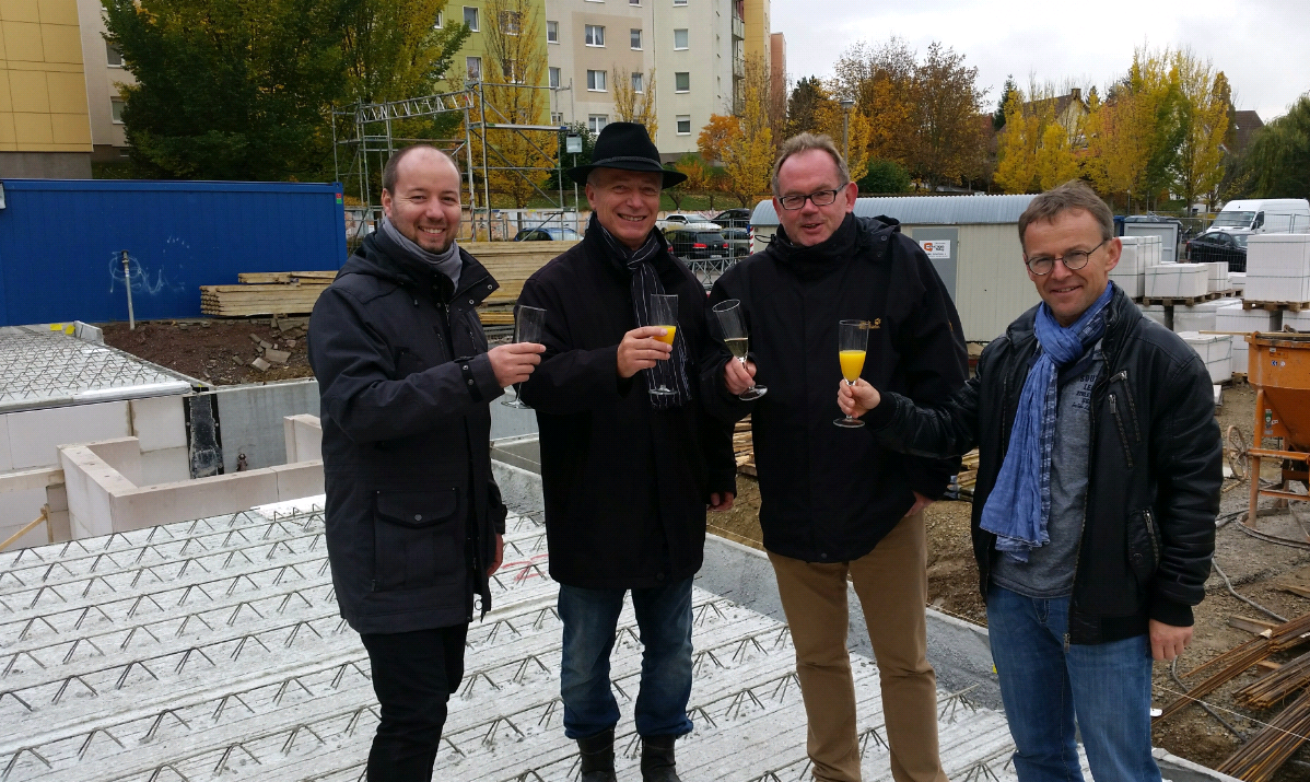 Grundsteinlegung für ein neues Mehrfamilienhauses im Erfurter Süden